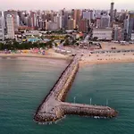 Apartamento Beira Mar Meireles A Um Passo Do Mar *